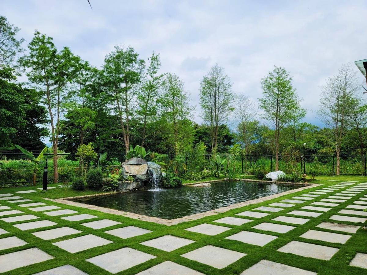山花映水紅莊園民宿 Apartman Yuemei Kültér fotó
